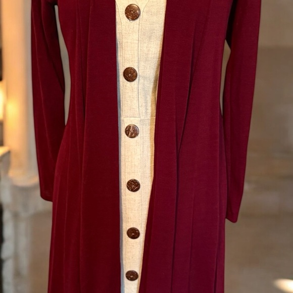 Burgundy Women's Cardigan - Picture 3 of 7